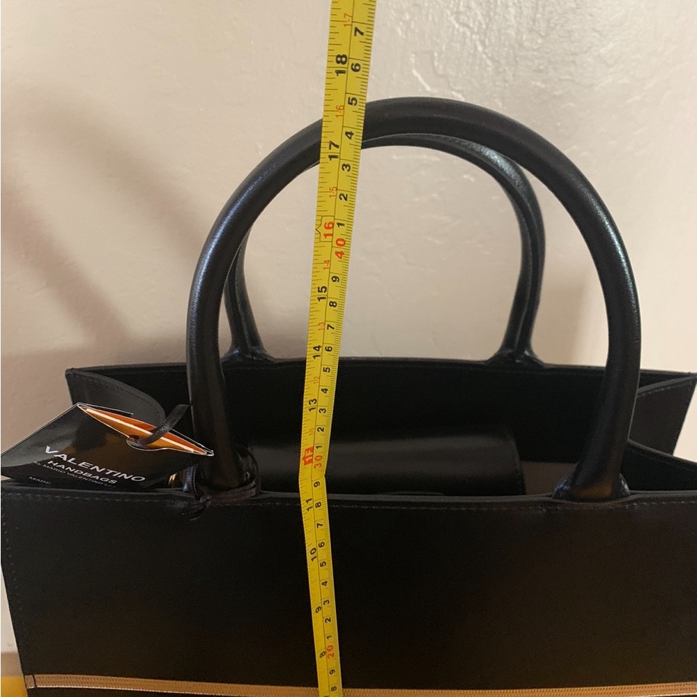 New Valentino Italian Leather Large tote bag - Picture 9 of 16